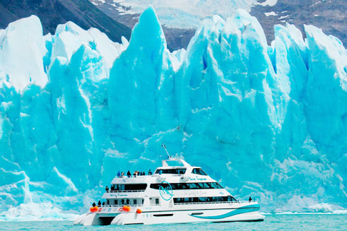 Ushuaia glaciers tours by boat